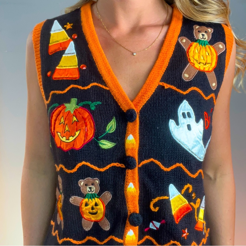 🎃 BASIC EDITIONS EUC Embroidered Halloween Knit Sweater Vest